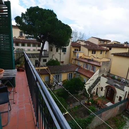 Unyca - Typical Florentine Hideaway Apartmán *