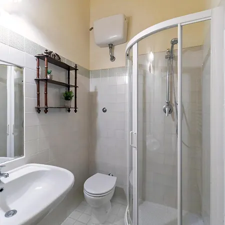 Unyca - 2 Bedroom *