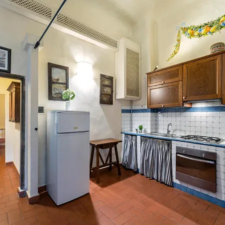 Unyca - 2 Bedroom * Floransa