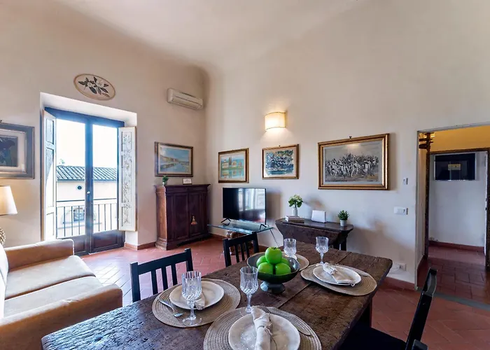 Unyca - 2 Bedroom *