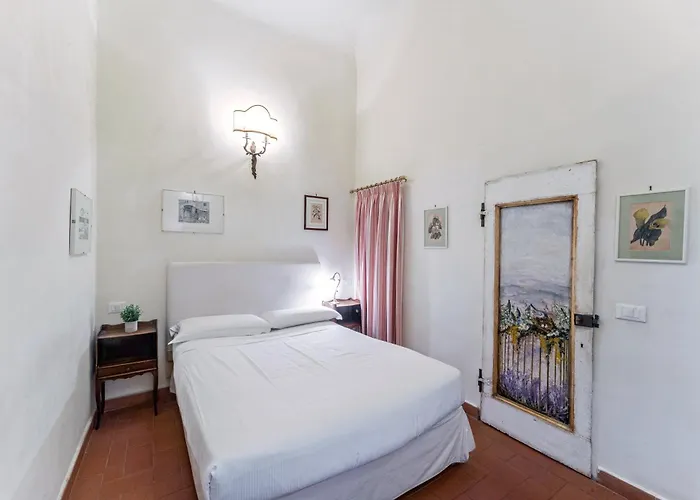 Unyca - 2 Bedroom Apartment Florenz